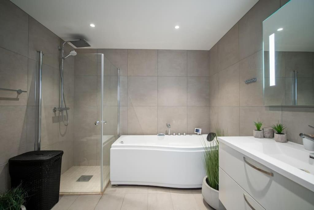 Apartment Koselig Byleilighet Sor I Sentrum Av Tromso.